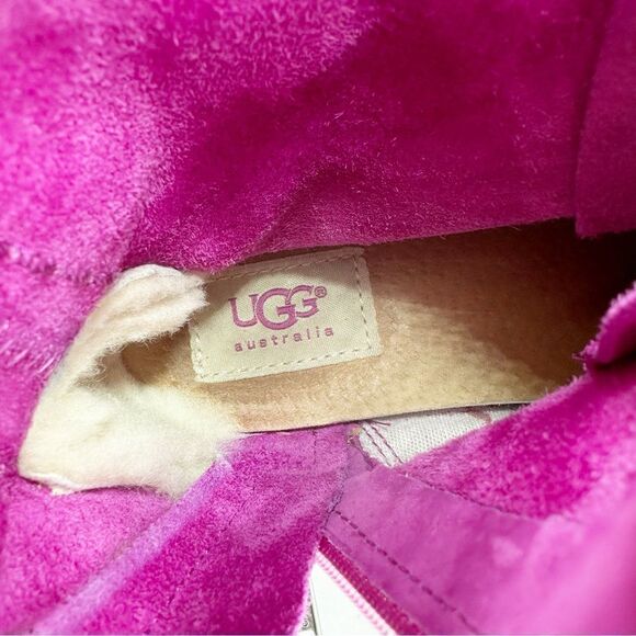 UGG Kaysa Pink Moccasin Suede Leather Fringe Boots Size Women's 4 - Picture 10 of 13